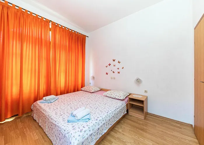 Lejlighed Cozy In With Wifi - Csc851 Makarska